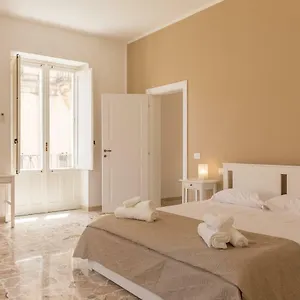 central-apartments.sicilyhotelsitaly.net/